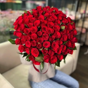 Букет "Классический" из 101 красной розы Кения (60 см) в Фрязино