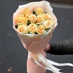 Букет из 11 роз Пич Аваланж (60 см) в Фрязино