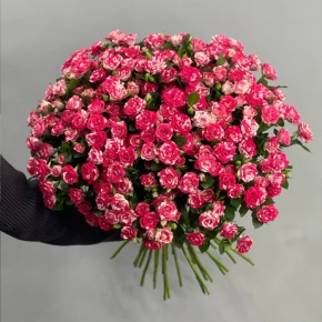 Букет из 31 кустовой розы Фаерворкс (60 см) в Фрязино