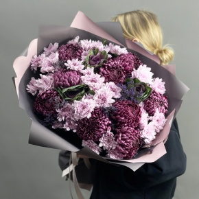 Букет "Виолетта" из хризантем Бигоуди, лимониума, брассики и кустовых хризантем в Фрязино