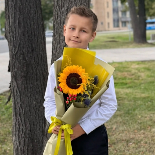 Букет на 1 сентября с подсолнухом в Фрязино