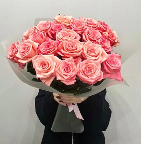 Букет из 21 розовой розы (50 см) в Фрязино